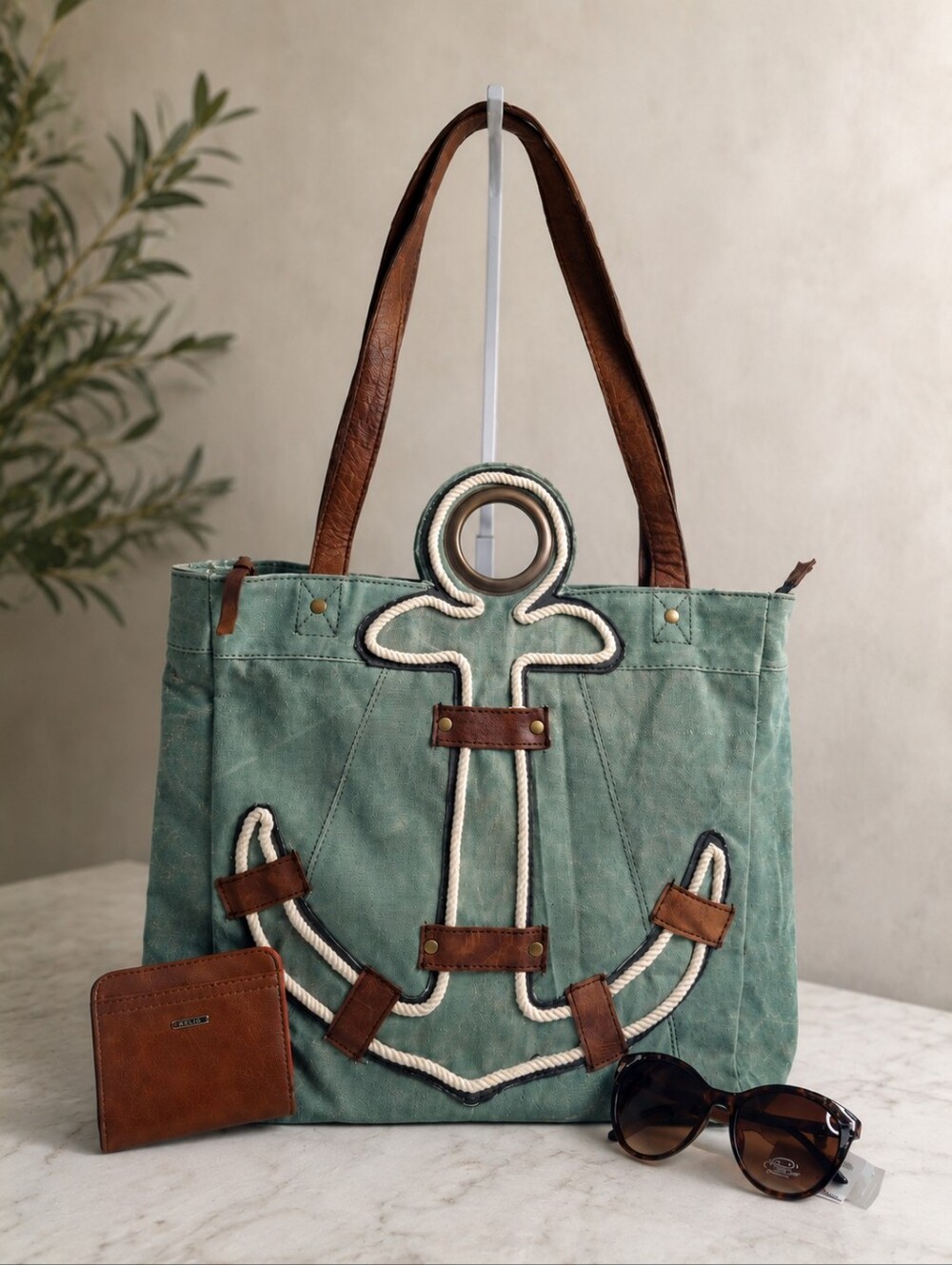 Mona B Anchor Tote Bundle Relic Wallet Oscar de la Renta Sunglasses NWT